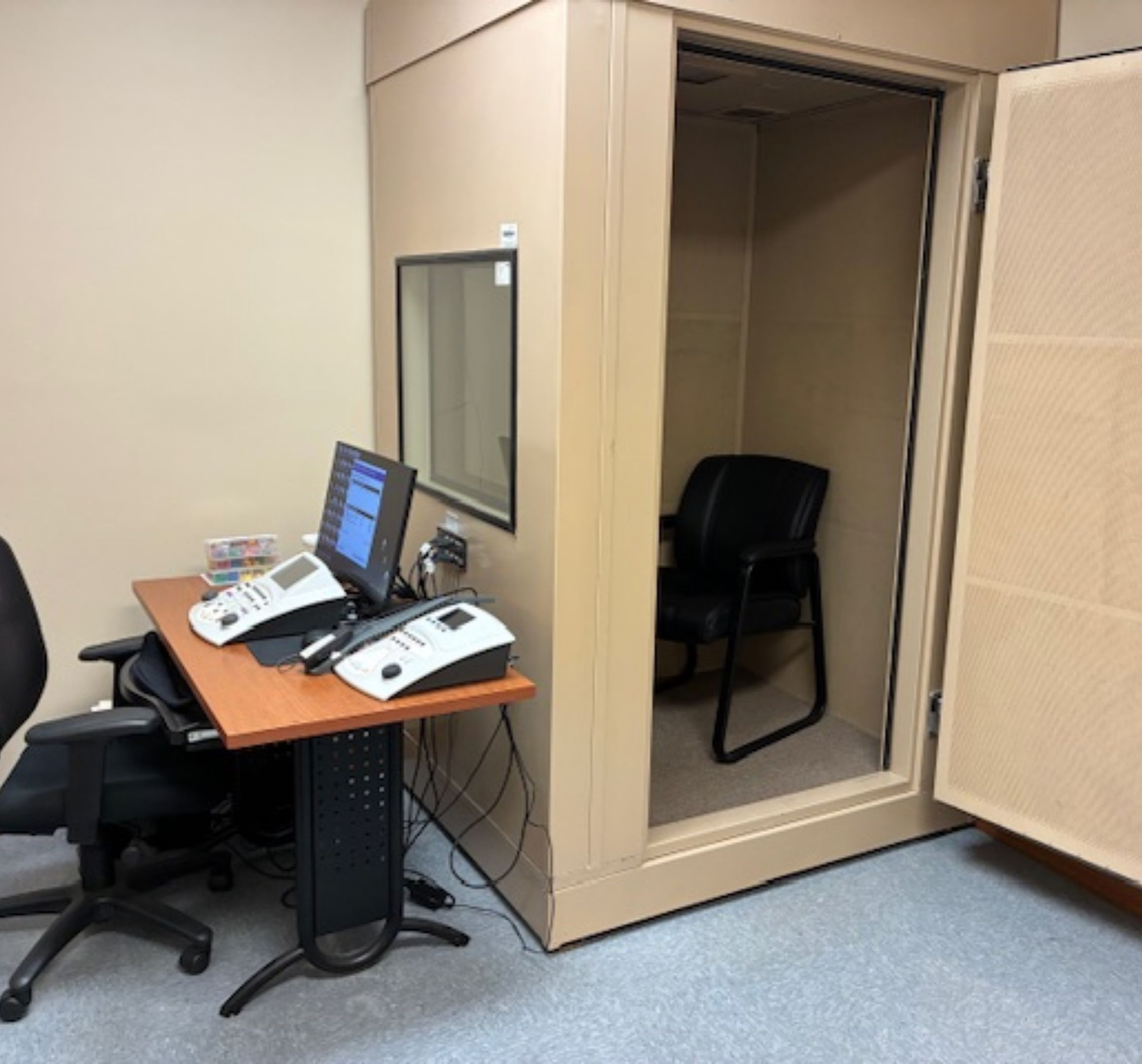 6a19c29e21bae_Booth Photo (1) (1)